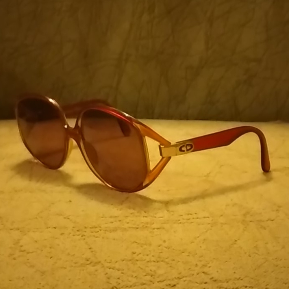 Christian Dior vintage 1980 Wine Sunglasses